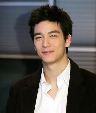 韩国混血明星酷似美国肯尼迪王子