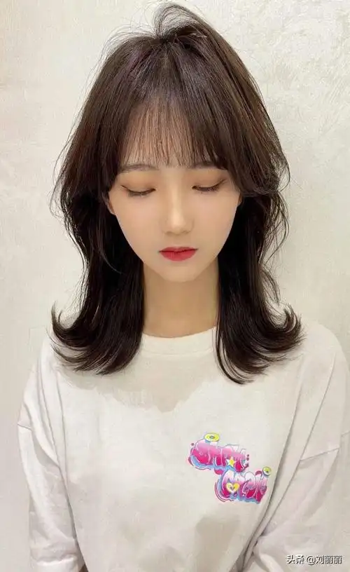 现在流行发型(2021年最流行的发型女)