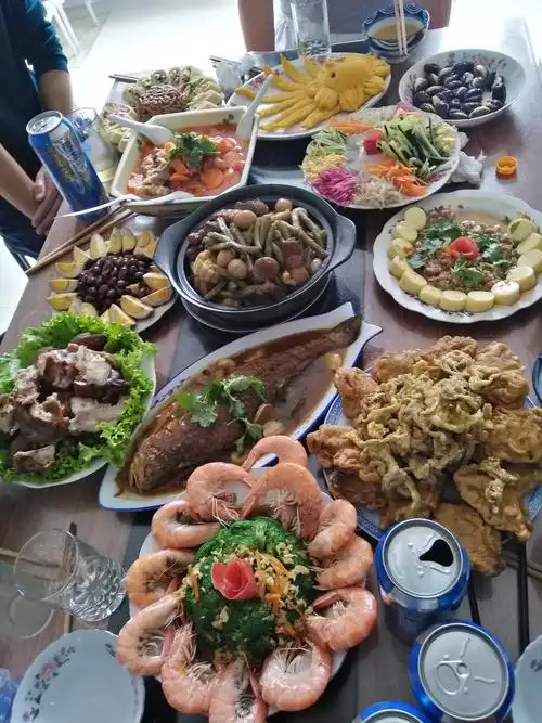 10.4喜迎国庆70华诞家宴!国盛!家旺!日子红红火火!