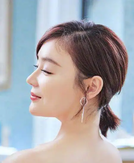 女生短头发怎么扎马尾,扎马尾图片,发型图片