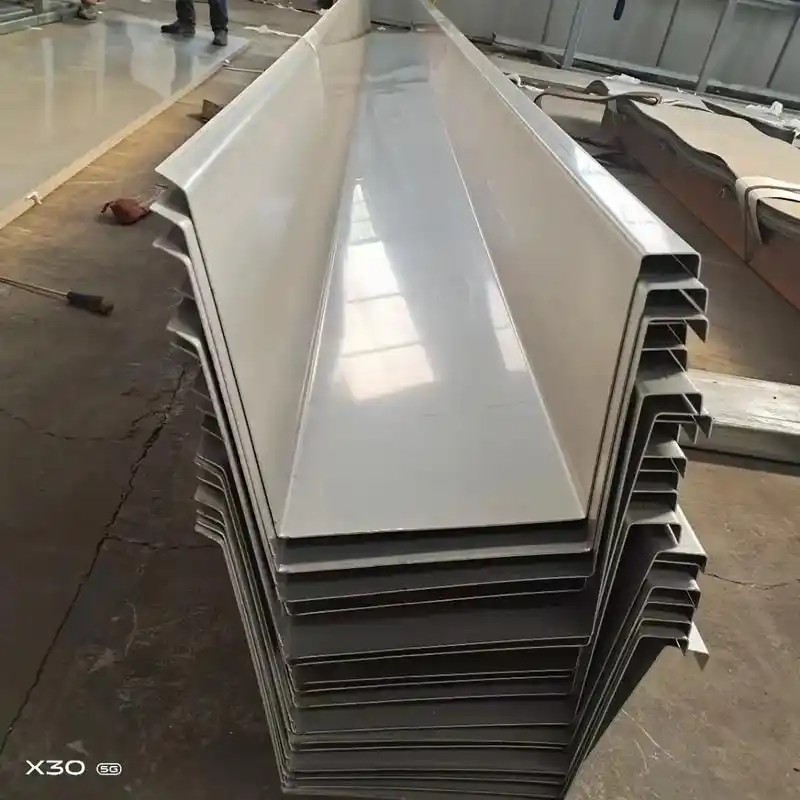 尺寸根据客户空间来定制 专业钢结构材料,c型钢,天沟,楼承 - 抖音