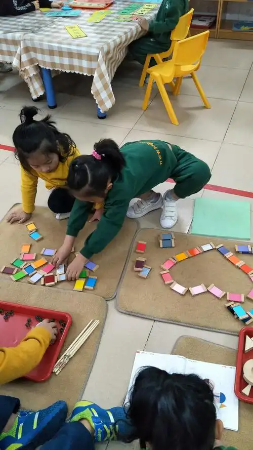 色板三的拼的爱心图形