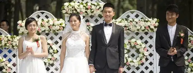 裸嫁时代湖北开播王雷曹曦文携手相伴并肩成长