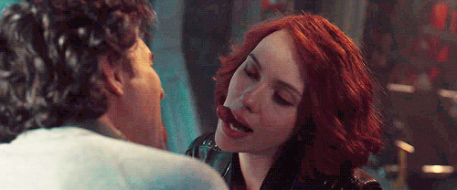 818黑寡妇风流史,她究竟啪过多少英雄?