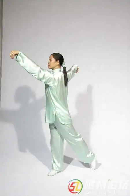 五禽戏定式动作图解(图)