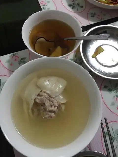 我坐月子每天吃什么,广东月子餐