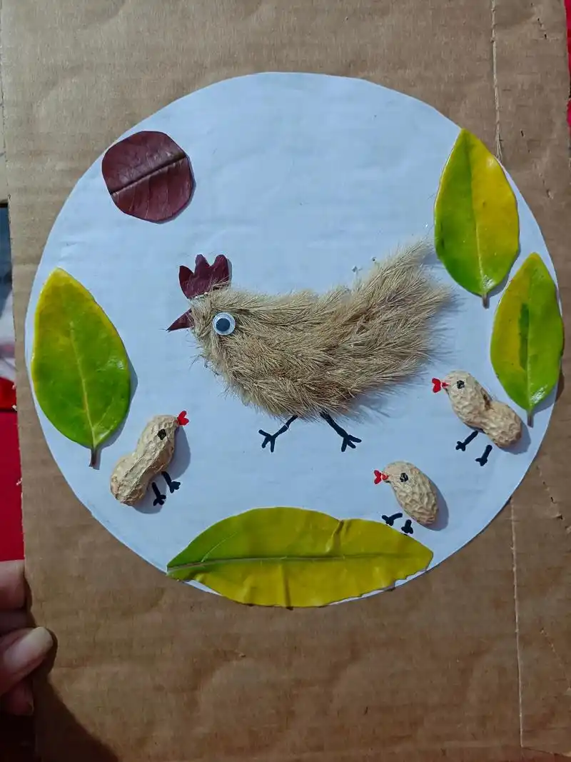 小树叶创意画 #亲子手工制作 没人做的好看将就一下吧 - 抖音