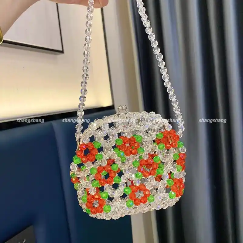 手工复古串珠金口零钱包95仅一个可出.#手工定制 #串珠 # - 抖音