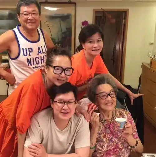 朱凯莉「朱凯莉中公」_友友