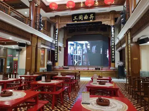 写美篇  进入主厅,还原了上世纪三十年代中西合壁的民国建筑风格