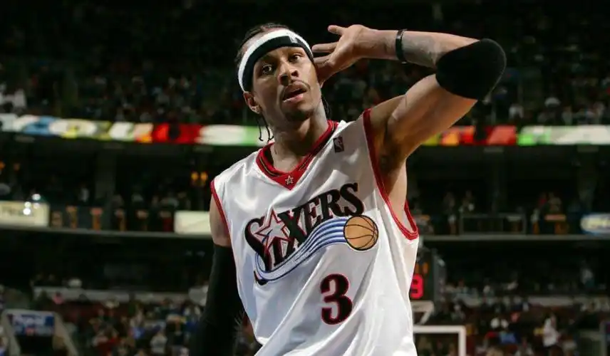 45岁的艾弗森几乎毁掉人生的低谷时光与化身独胆英雄的高光时刻