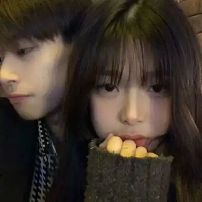 李颜恩 情头 一对两张_情侣头像_我要个性网