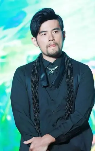 比纹身更让异性欲罢不能,不剃胡子撩妹居然百发百中?