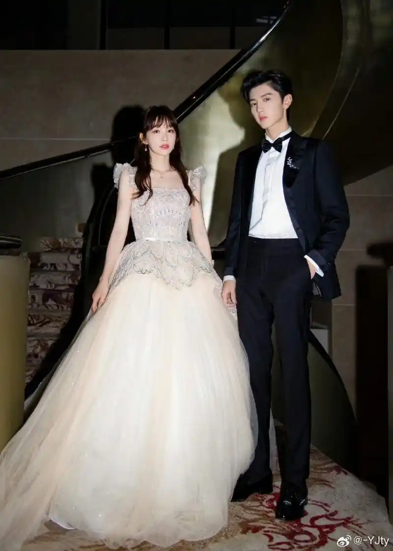 暗格里的秘密周斯越丁羡是暗格的 陈哲远徐梦洁是我的.