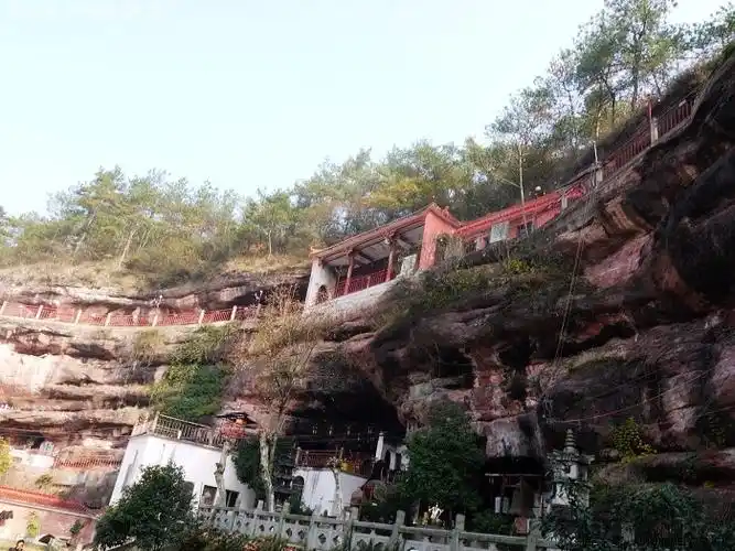 义乌游华溪祝公岩 东阳吃上卢汤包