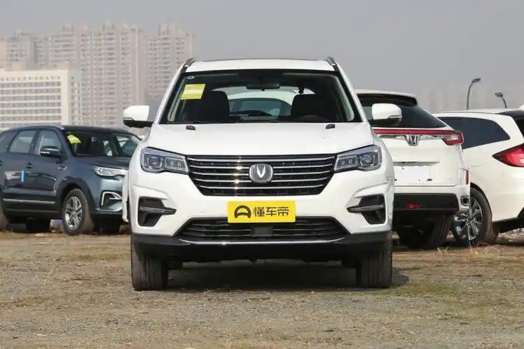 最近准备入手一辆新款长安cs752020dct尊贵版的人生中第一次买车也不