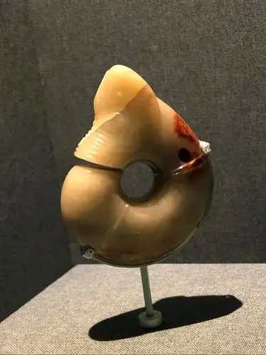 写美篇由国家博物馆和辽宁博物馆联合举办的"玉出红山"特展,在国博北