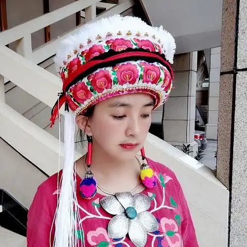 舞台帽子舞蹈演出帽云南少数民族大理白族帽子五朵金花女士头饰