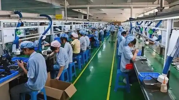 住网吧混日结的三和大神上热搜病态观念祸害多少年轻人