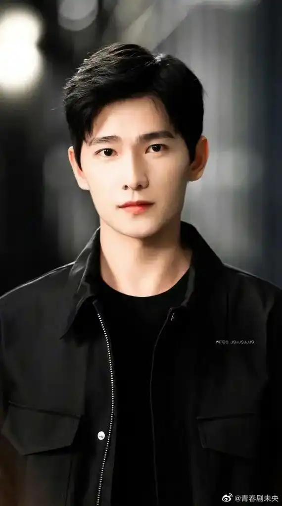 发一组帅照 每一张都封神～#杨洋 #杨洋壁纸 #向全世界安利 - 抖音