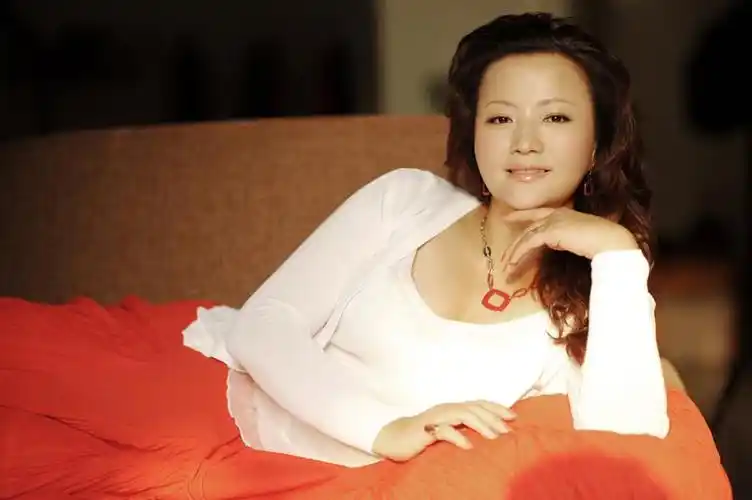 0  演技评分 0 人打分 简介: 周笑莉,1969年出生于上海,影视演员