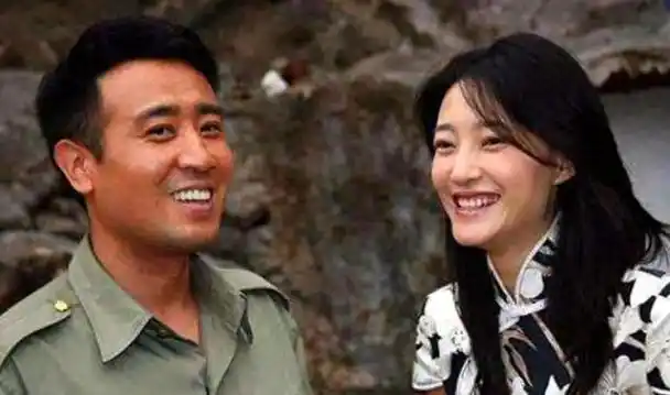 于和伟:与妻子恩爱30年,老婆只是撞脸杨童舒,和王丽坤也很清白