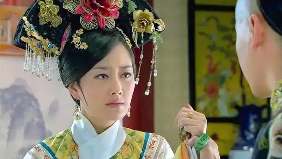 新还珠格格:令妃还怀着孕呢,皇上就对她这么粗鲁,竟还大吼!