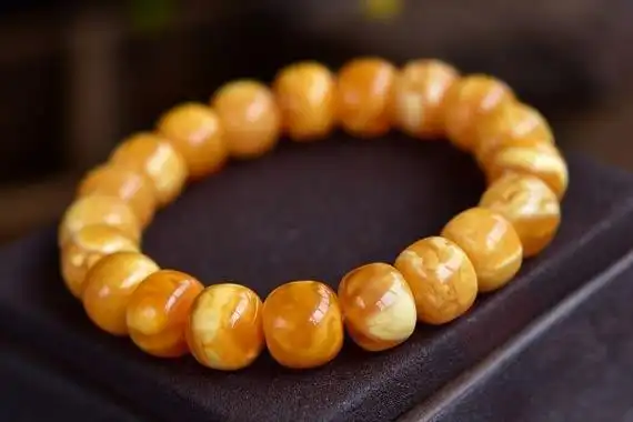 蜜蜡盘玩前后对比