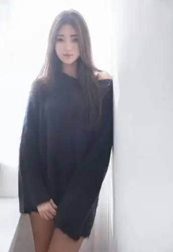 花漾性感美眉可樂vicky迷人写真