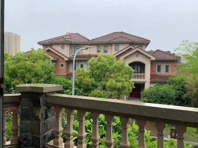 纯别墅区 有钥匙,美林湖(别墅)二手房,650万,5室2厅,3卫,325平米-常州