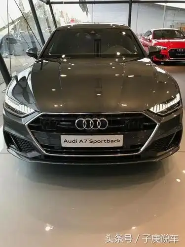 全新奥迪a7 sportback就是超级酷,网友:中控和尾灯才是最漂亮的