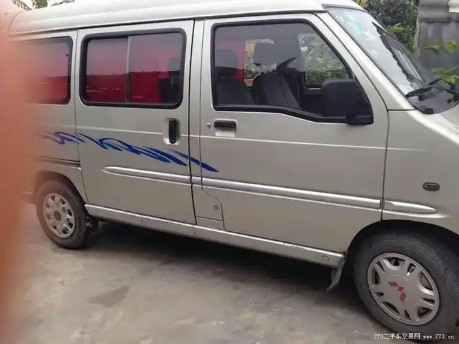 五菱之光 2008年上牌