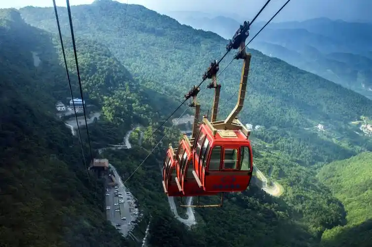 重庆金佛山游玩攻略,绝壁栈道和古佛洞各具特色,适合全家出游__财经