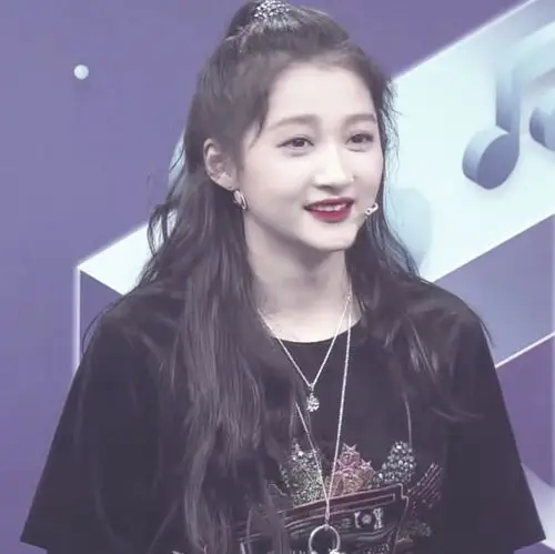 自调关晓彤滤镜头像