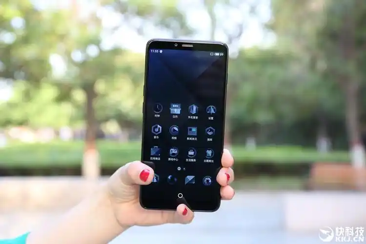 魅蓝e3歼-20典藏版开箱图赏:航模超霸气