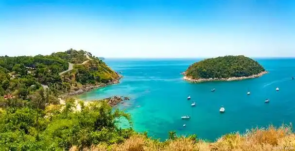 济州火山口-汉拿山:汉拿山是济州岛最有名的火山口,登顶可以欣赏到