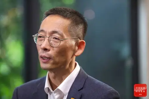 中国科学院院士施一公的新征程新奋斗为国家做事人生选择从未后悔