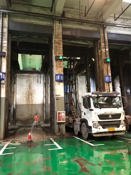 8月11日高新区城市管理局参观考察青岛市垃圾中转站