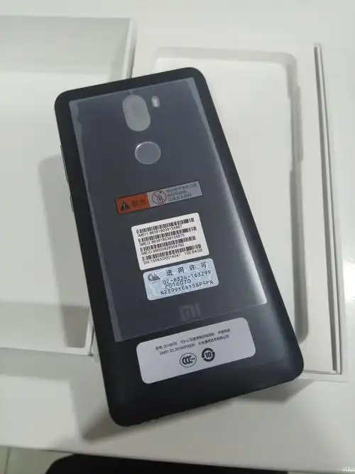 小米5s plus 雅黑 开箱