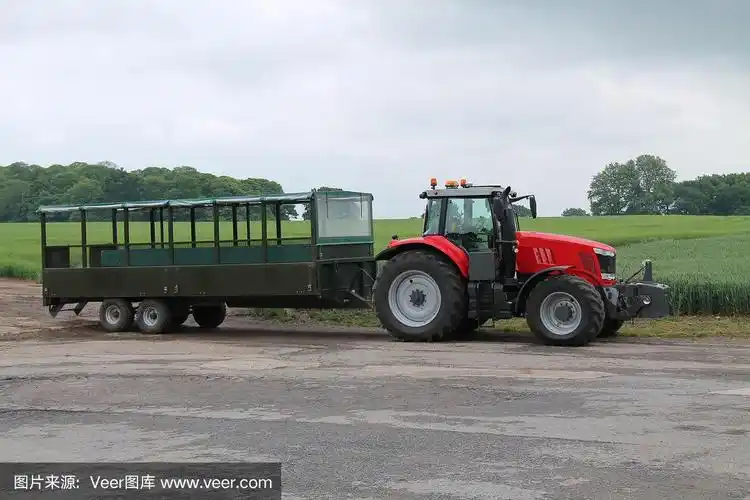拖拉机拖车.
