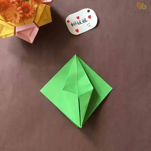 动物折纸 适合3-8岁儿童学习的青蛙折纸_青蛙折纸简笔画