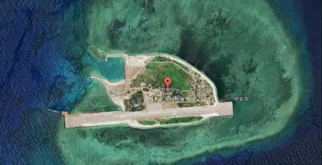菲防长亲自登岛告诉我们,解决南海争端,收复中业岛就是突破口
