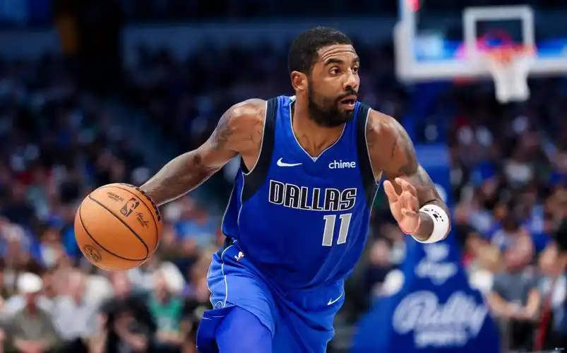 欧文首节上场7分钟三分4中3贡献11分2篮板_腾讯新闻