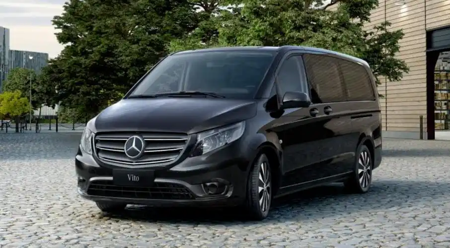 新款奔驰威霆上市  29.38-35.48万元