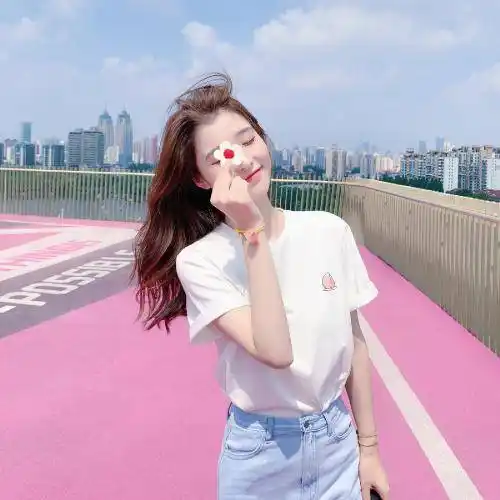 清新淡雅美女头像唯美侧面高清反反复复喜欢同一个人