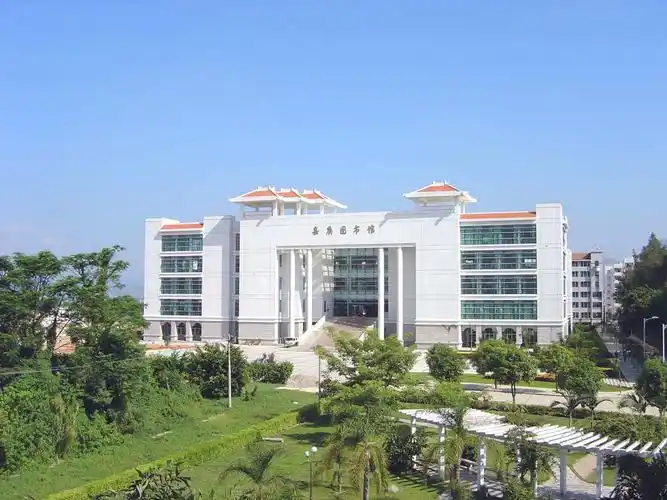馆舍风貌-集美大学图书馆