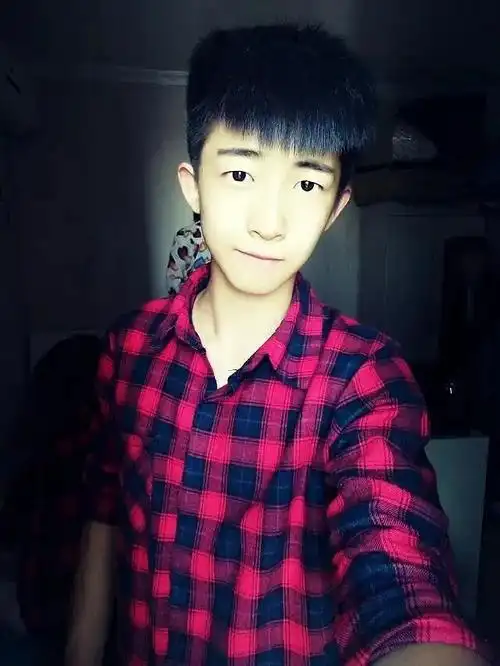 猜猜看这是创4的谁