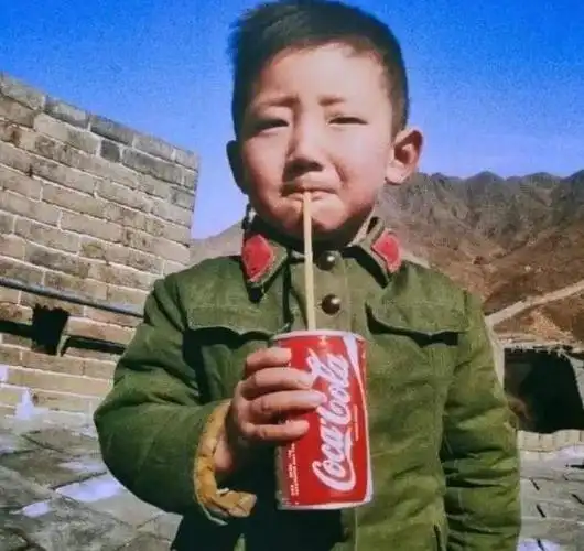 41年前中国第一个在长城上喝可乐的男孩,后来成为ceo,现在怎样