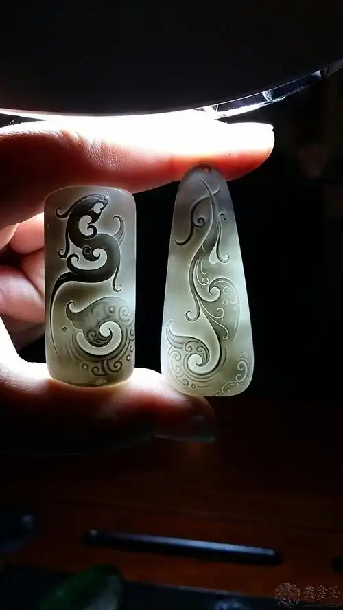 新品小件上市了,详情请浏览宋瑶玉雕工作室淘宝店,谢谢