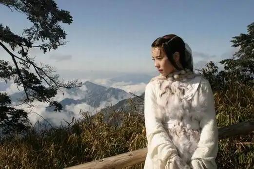 p>《雪域迷城》是由北京京都世纪文化发展有限公司出品的电视剧, a